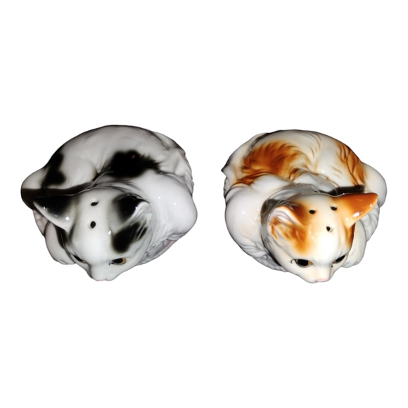 Vintage Ron Gordon Spotted Kitties in a basket salt and pepper shakers - Picture 2 of 3